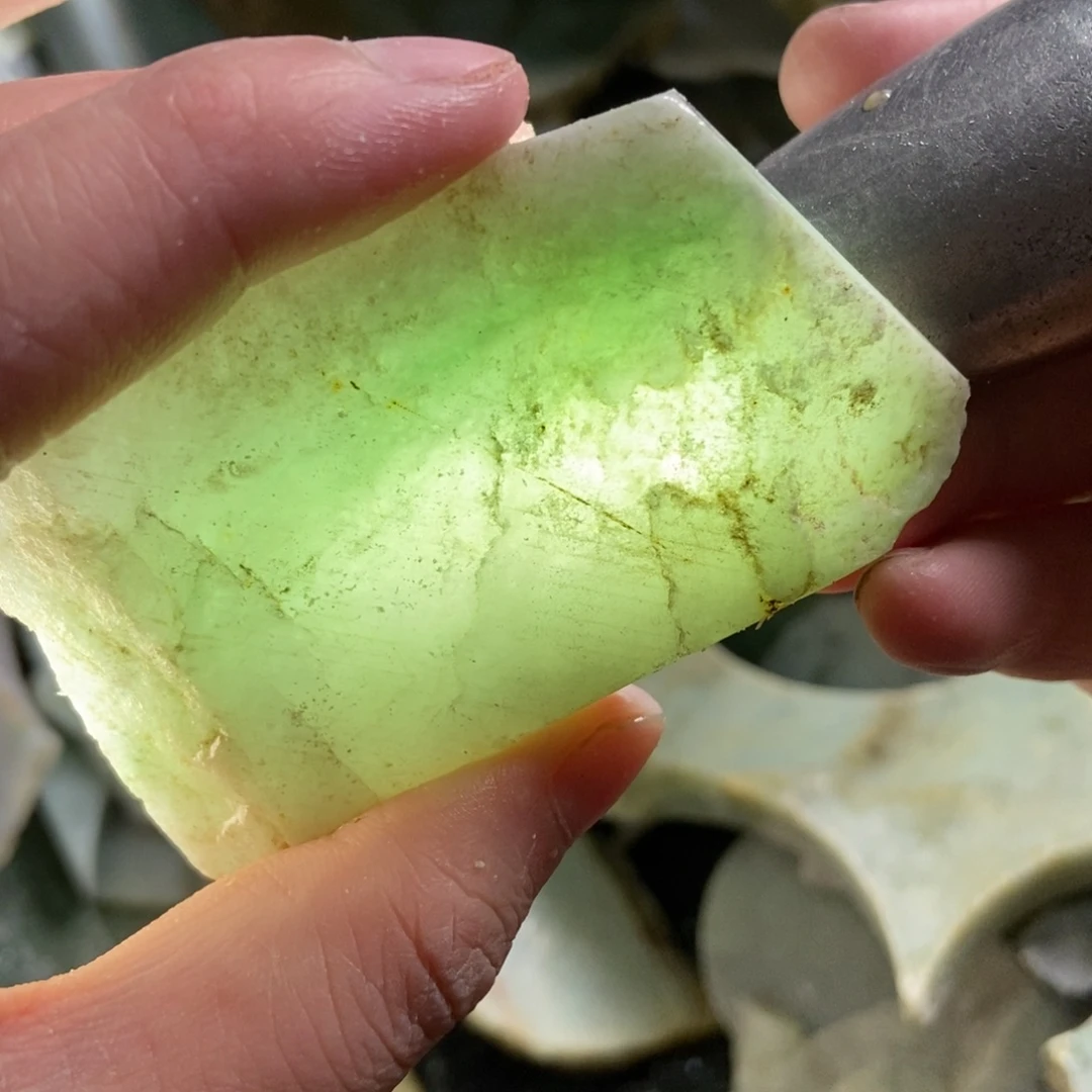 翡翠未镶嵌挂件天然翡翠