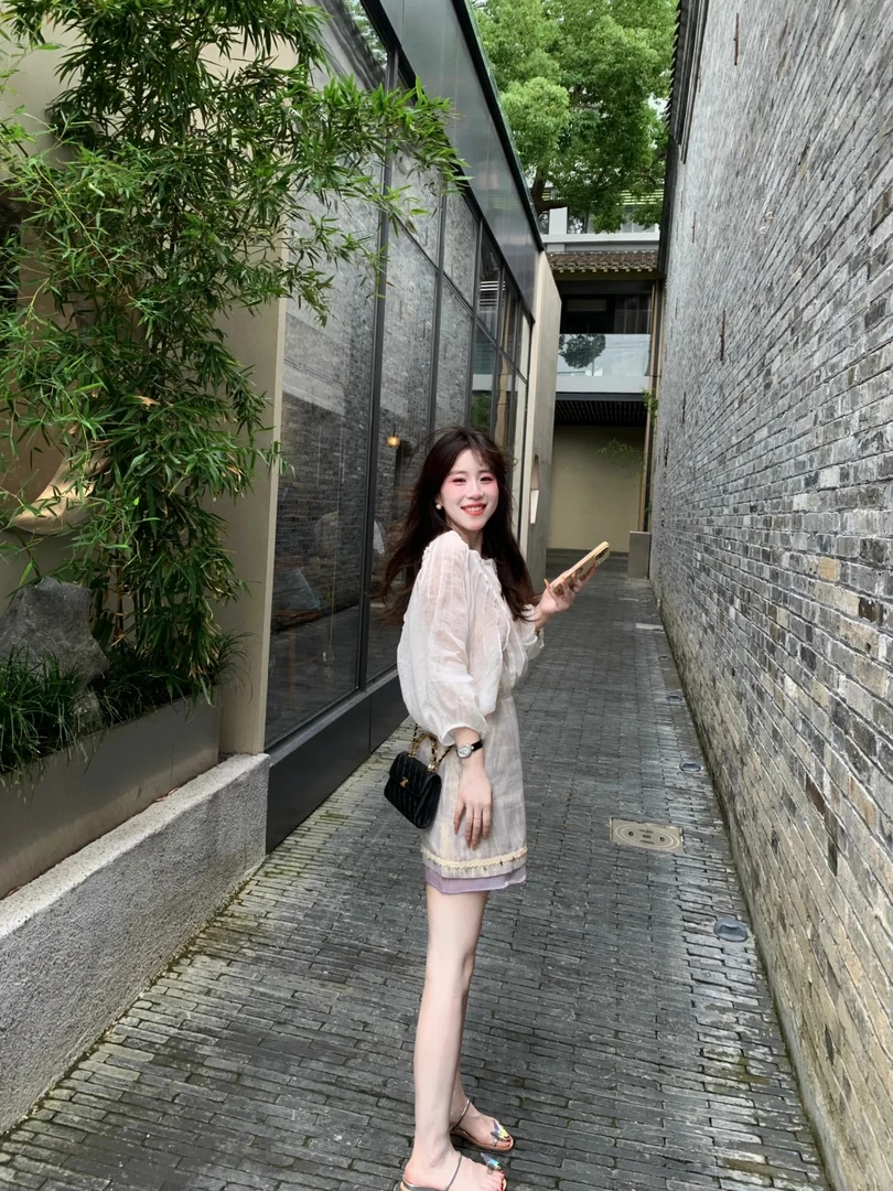 2025夏季套装女法式小众甜美泡泡袖衬衫复古显瘦半身裙气质两件套