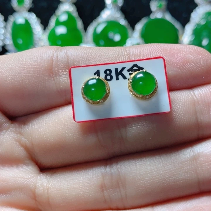 翡翠颈饰18K金镶嵌