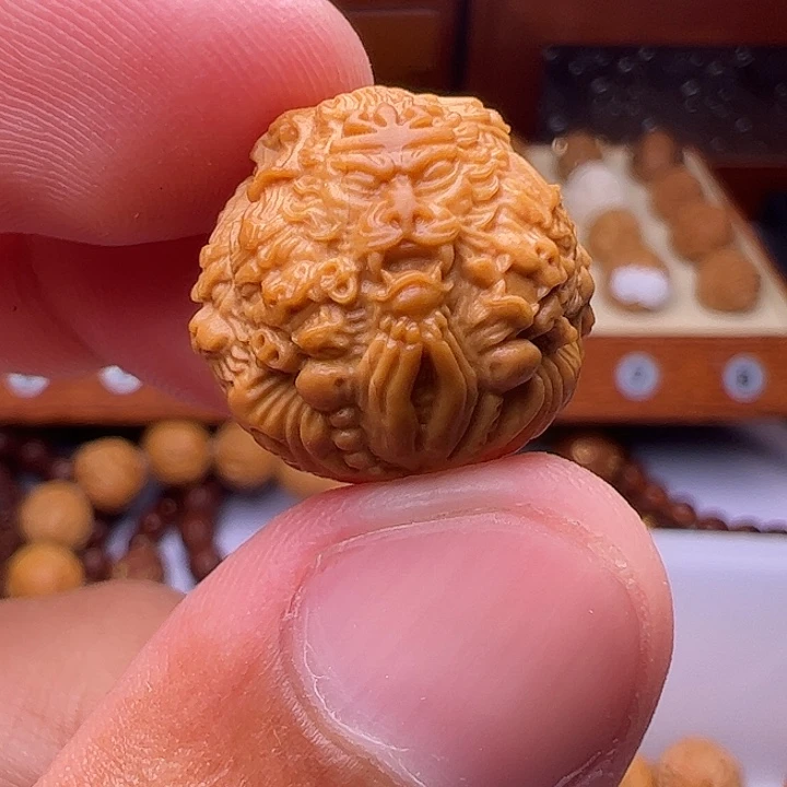 猴头核桃吊坠精工九灵元圣18