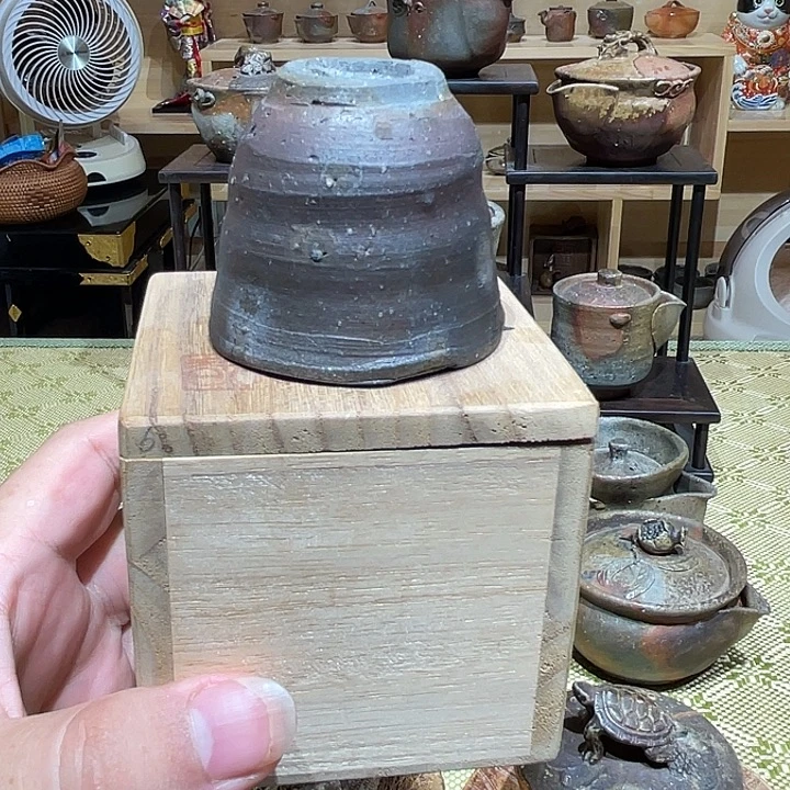铃木黄哉主人杯一只全品