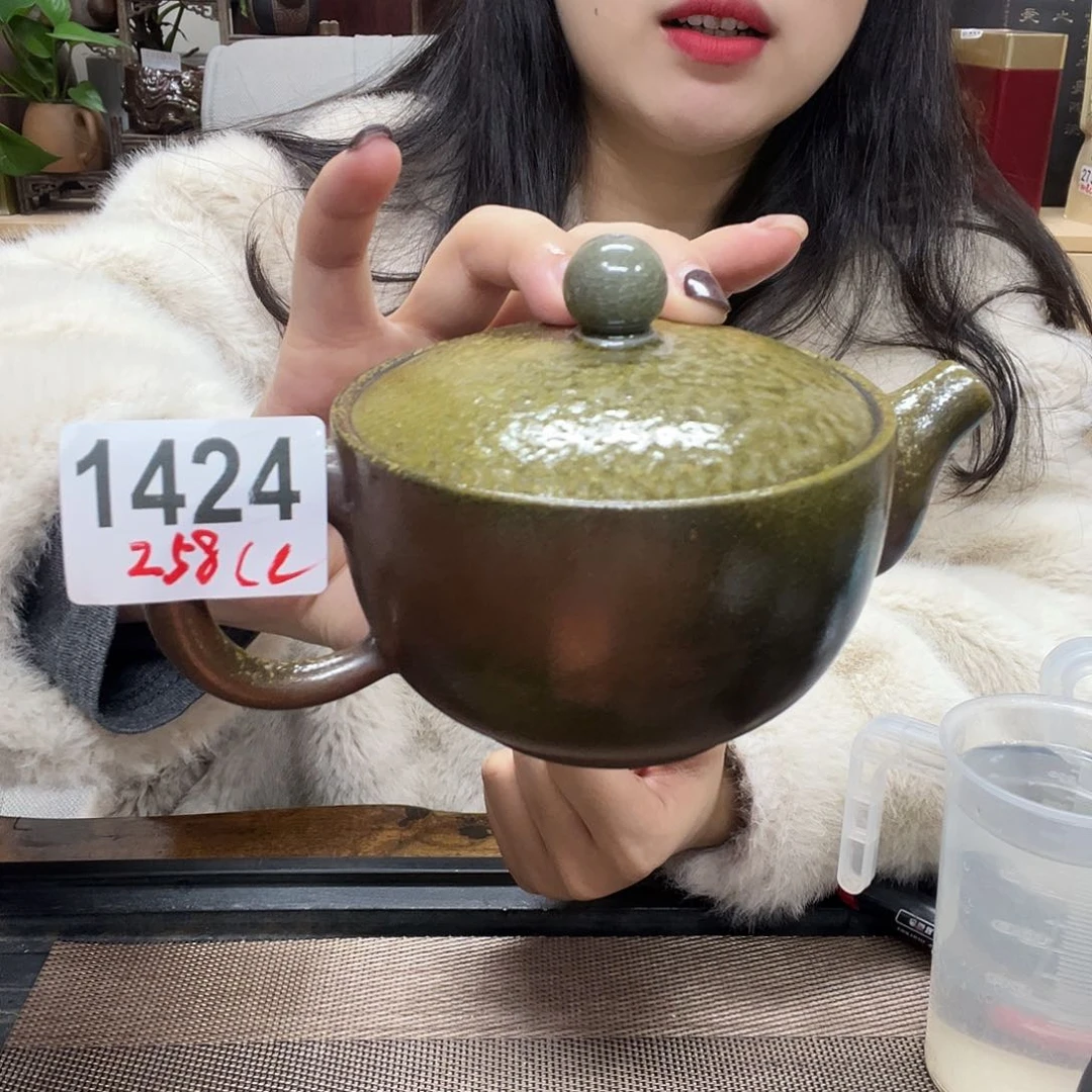 壶1424老韩坭兴陶 柴烧丰收
