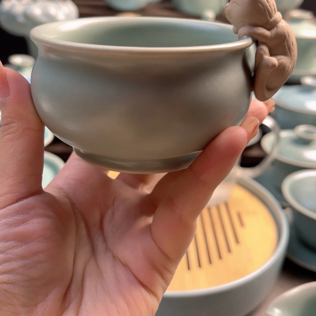 瓷仿古釉猫缸杯微微遐