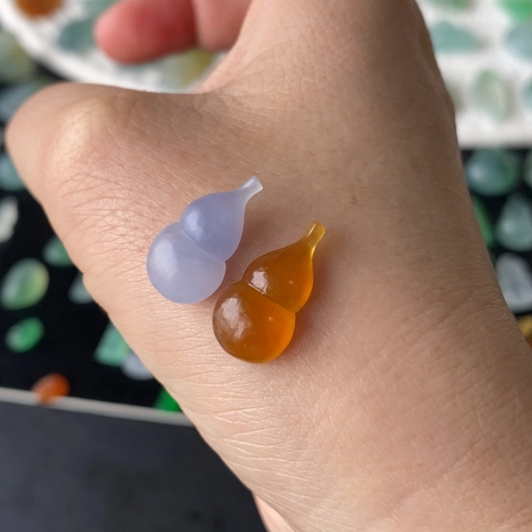 定制翡翠未镶嵌葫芦