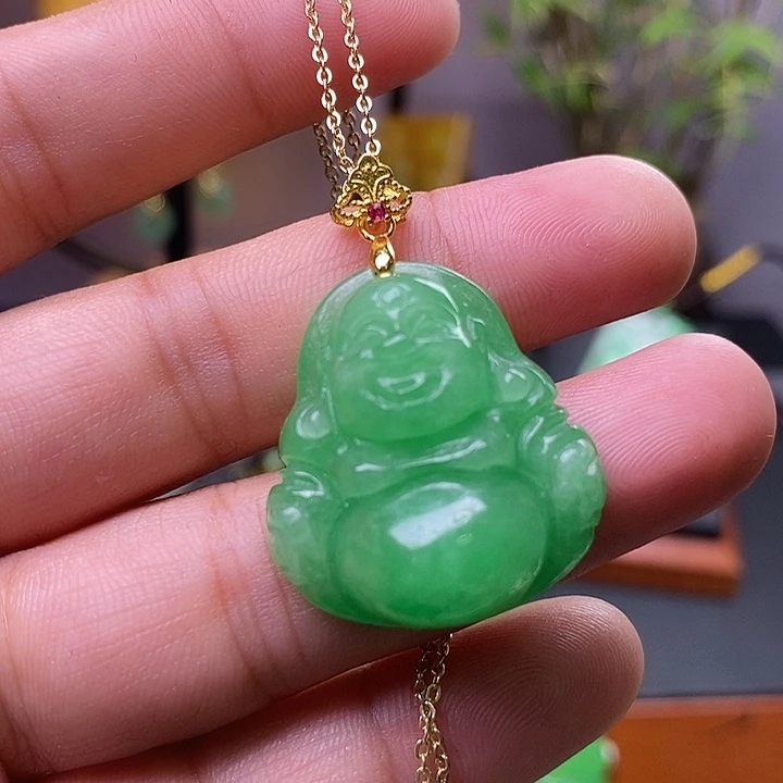 翡翠未镶嵌吊坠(赠链)
