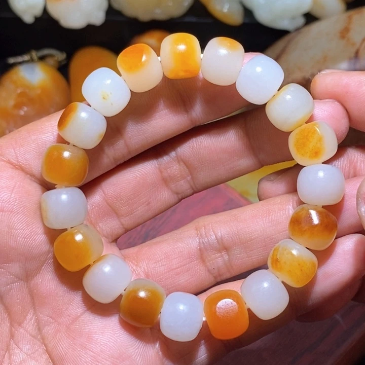 和田玉12-10老型珠手串未镶嵌