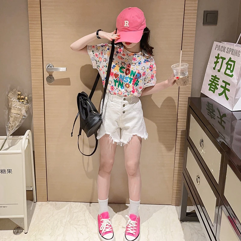 女童短袖套装2025夏季新款韩版儿童网红时髦洋气花朵T恤牛仔短裤