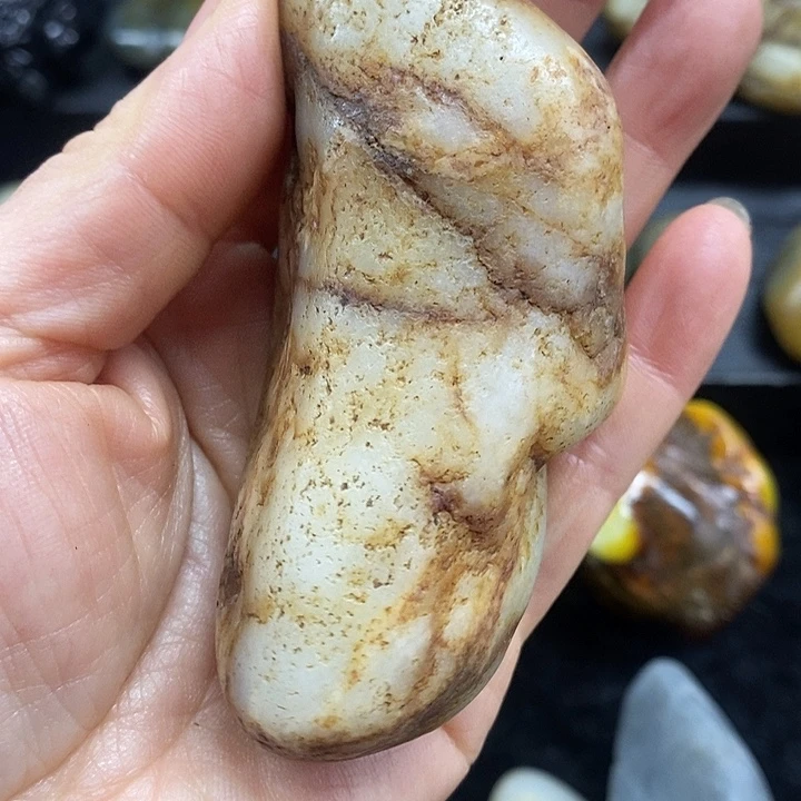 和田玉（糖玉）未镶嵌挂件