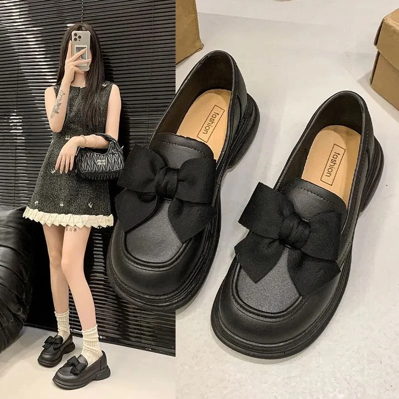 【万达清仓】日系甜美蝴蝶结松糕鞋女生新款玛丽珍全包配裙子jk鞋叶