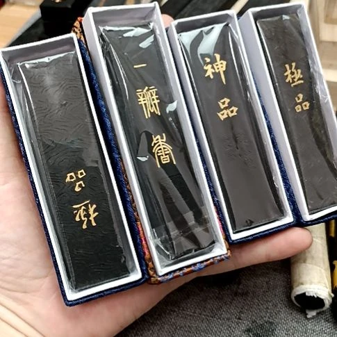 遗风堂纯油4锭一两左右一条