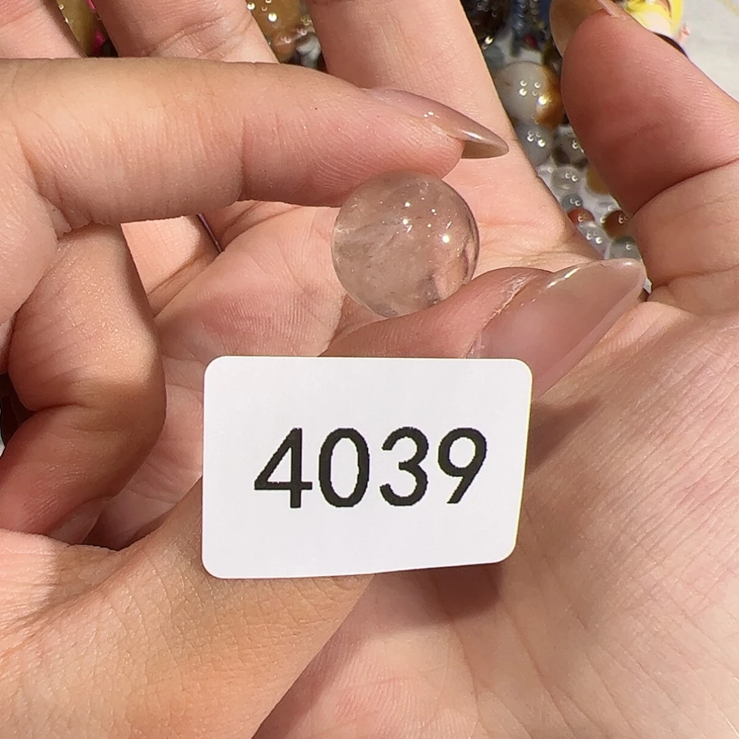 是***呀未镶嵌大型摆件（非配饰）水晶