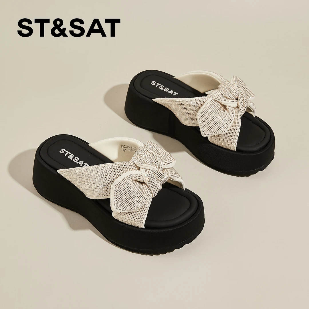 星期六蝴蝶结休闲凉鞋女夏季新款水钻时尚一字拖外穿银色增高凉鞋