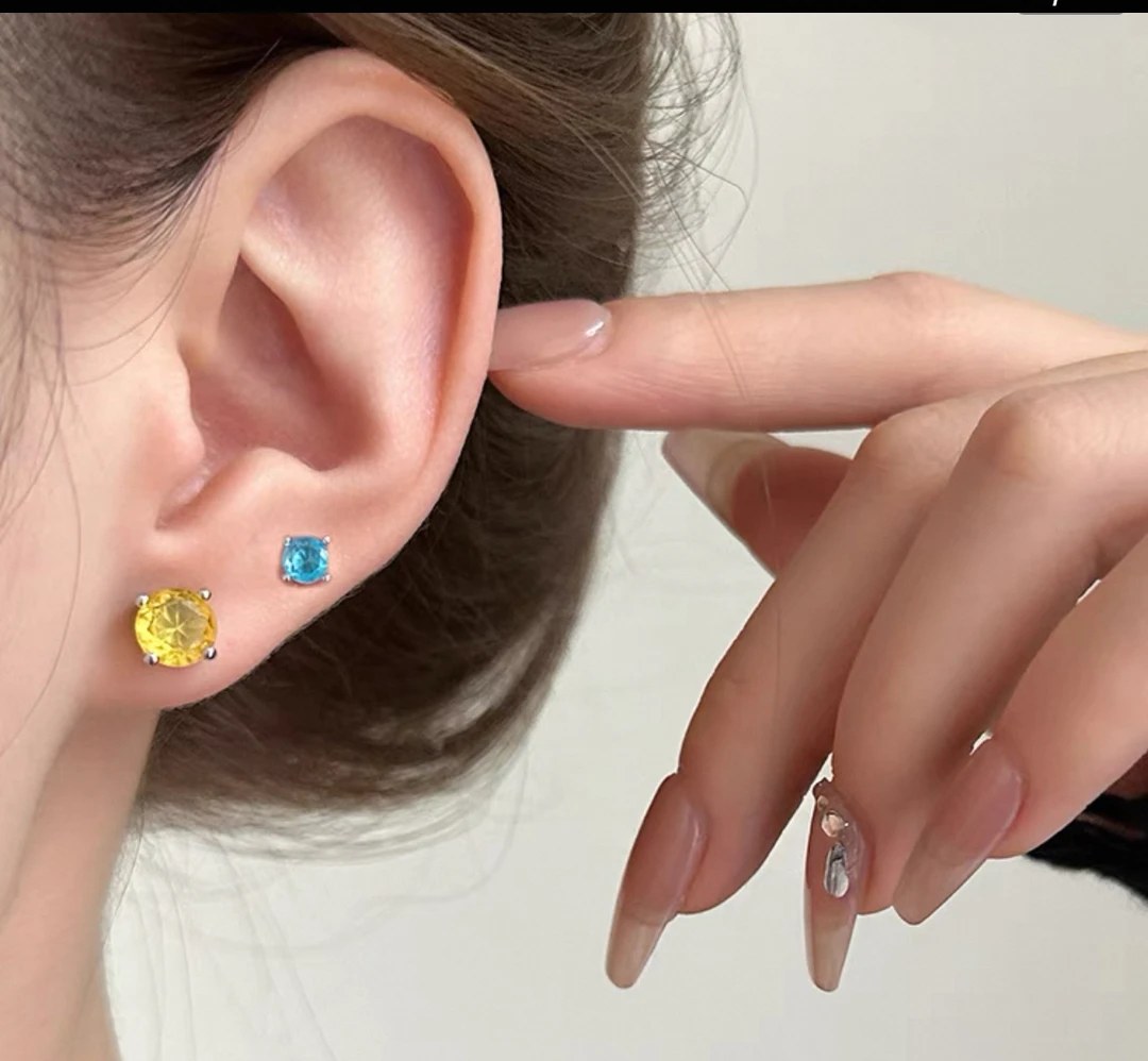 钛钢耳饰 A16轻奢彩色钛钢耳骨钉女爆闪平底耳钉