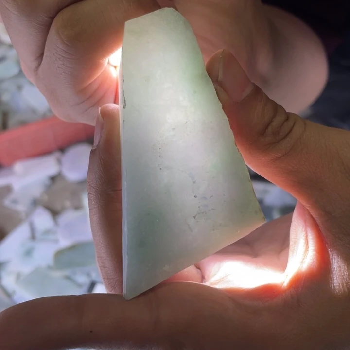 定制翡翠未镶嵌翡翠