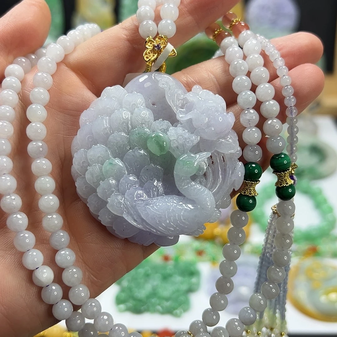 翡翠未镶嵌颈饰吊坠