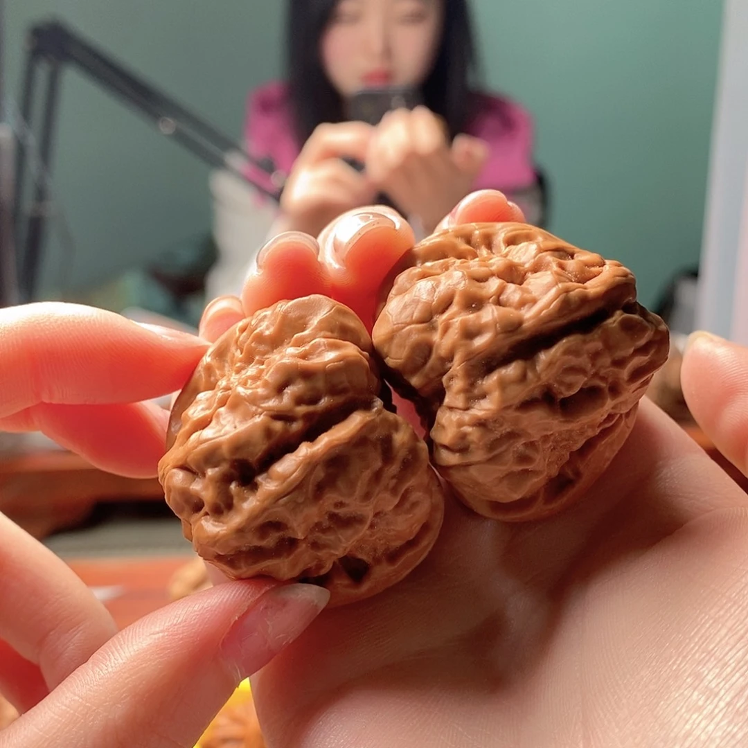 文玩核桃吊坠万**蝉蛤蟆头