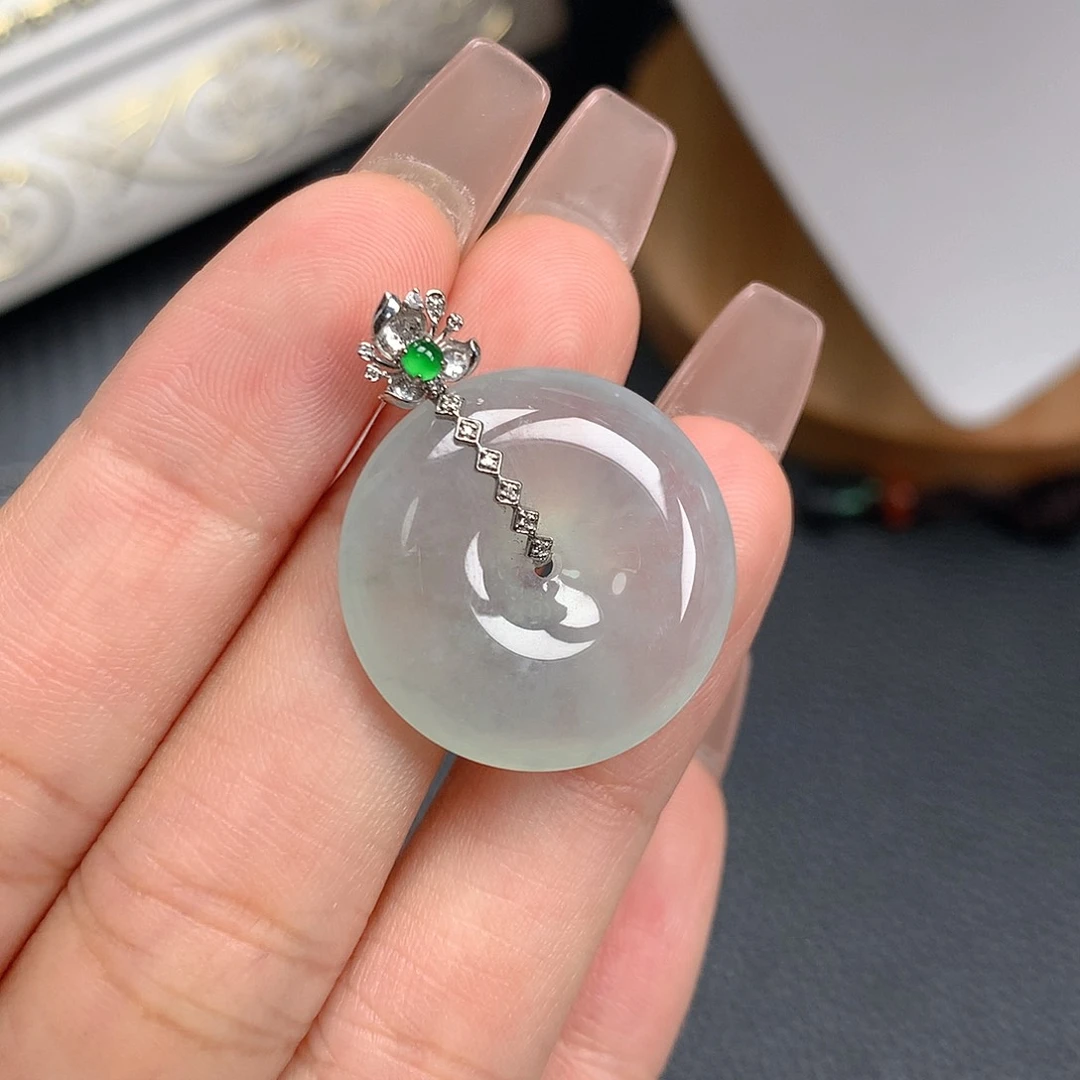吊坠(不含链)18K金镶嵌翡翠