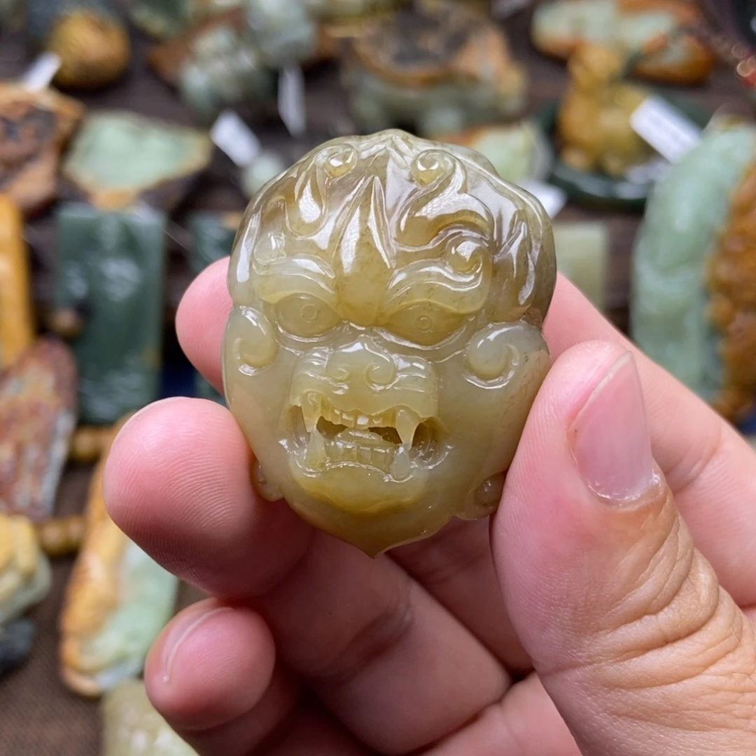 未镶嵌岫岩老玉（透闪石质玉）珠宝奇石