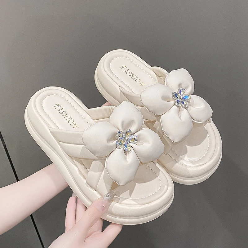 夏季拖鞋女款凉鞋女一字拖外穿百搭可爱风防滑耐磨潮款女拖2025新