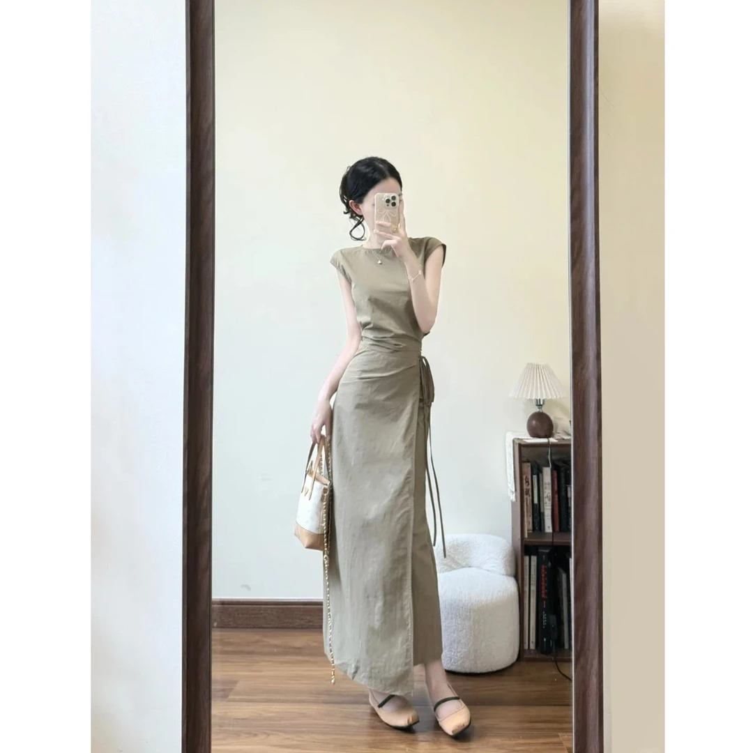 2025夏季新款韩系无袖背心女上衣百搭绑带半身裙两件套装设计感