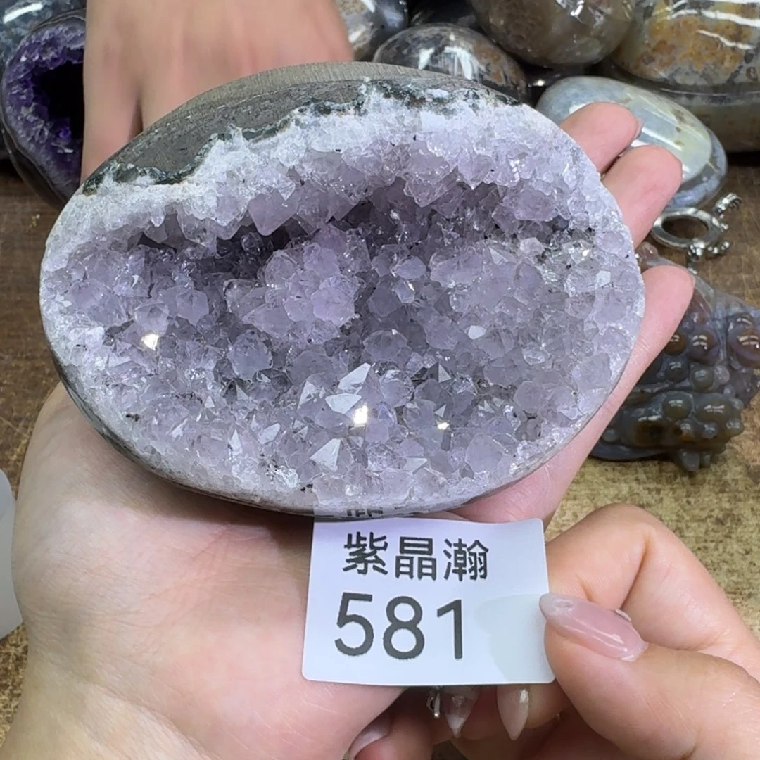 未镶嵌水晶大型摆件（非配饰）