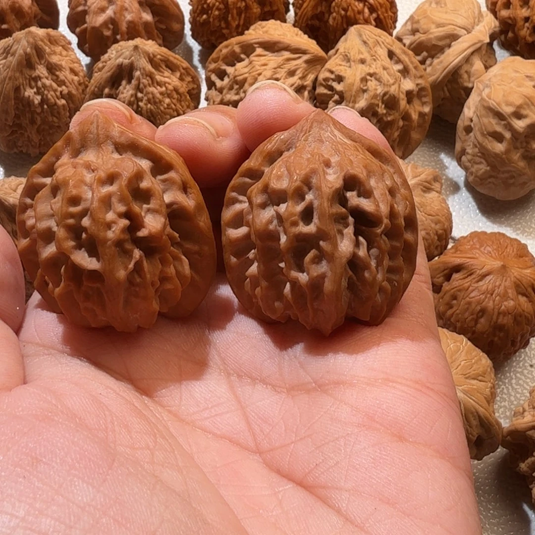 山***呀文玩核桃吊坠大龙35