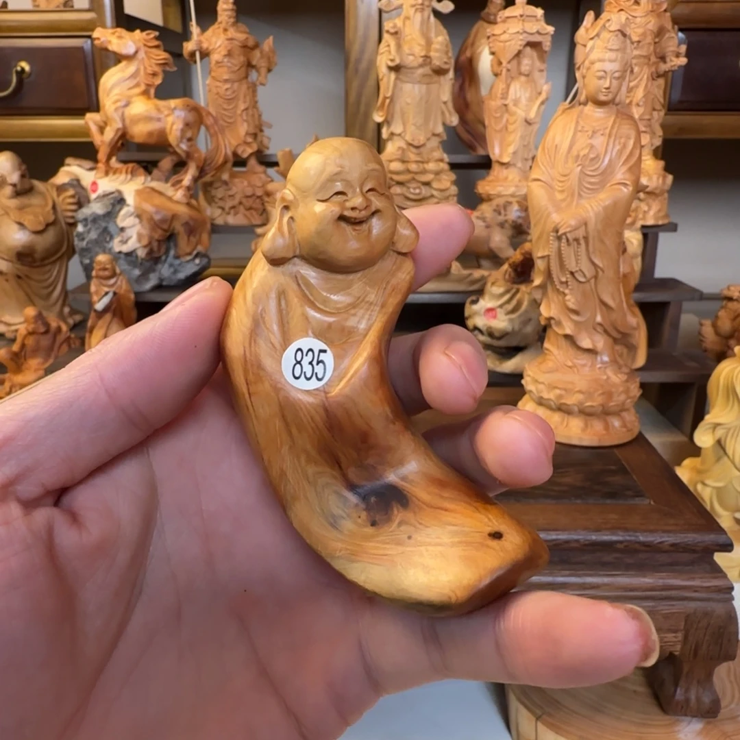 崖柏小木匠艺雕一物一拍