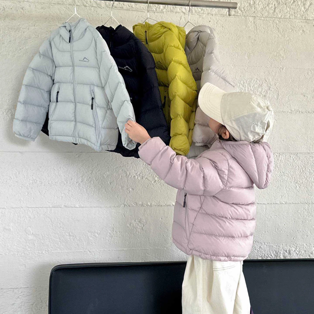 轻薄羽绒服儿童带帽2025新款90绒三防中童短款洋气外套校服神器