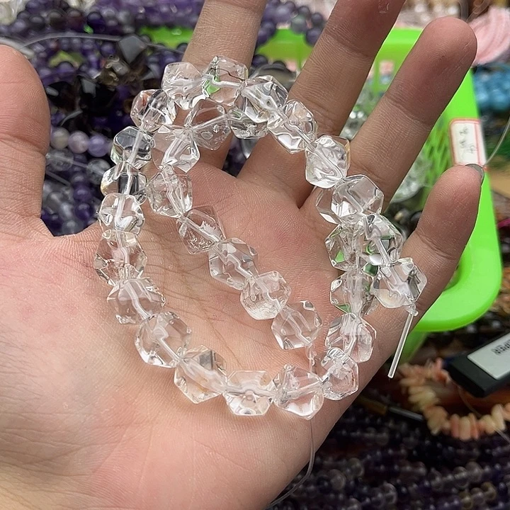 玛瑙/玉髓未镶嵌珠宝半成品一条10-12mm左右白水晶切面