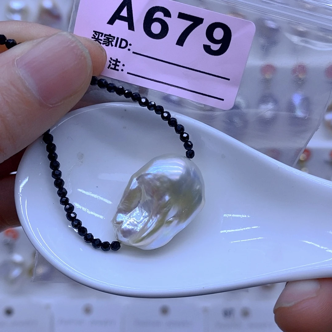 淡水珍珠颈饰未镶嵌