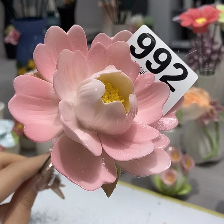 陶瓷纯手工捏花设计