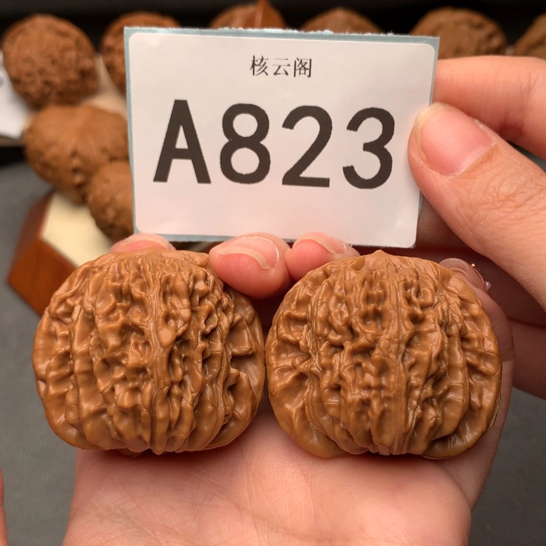 文玩核桃把件42平谷楼