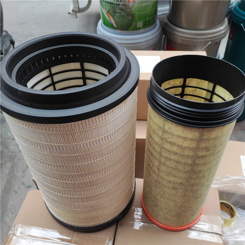 适用重汽豪沃A7空气滤芯2841豪沃T7H空气滤清器芯TH7空气格空滤芯