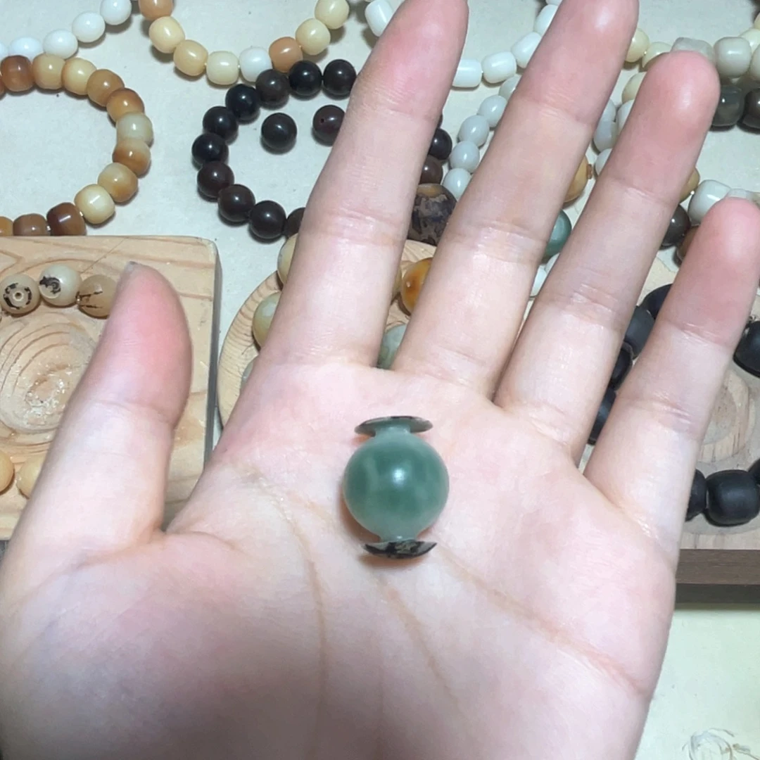 吊坠菩提根/象牙果