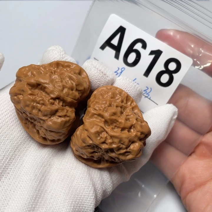 文玩核桃把件三角蛙39 40 33