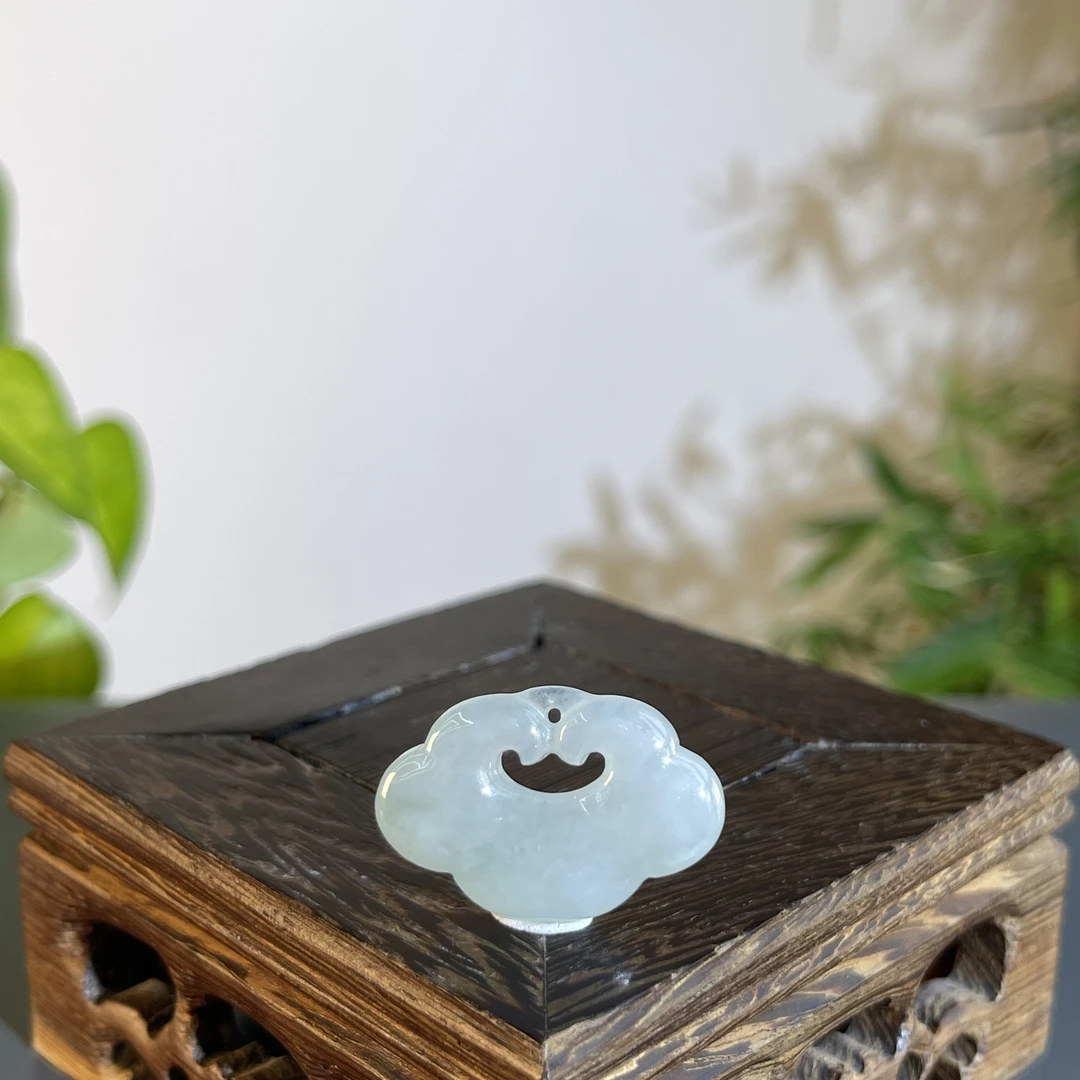 JTW22-011 天然缅甸翡翠A货 如意