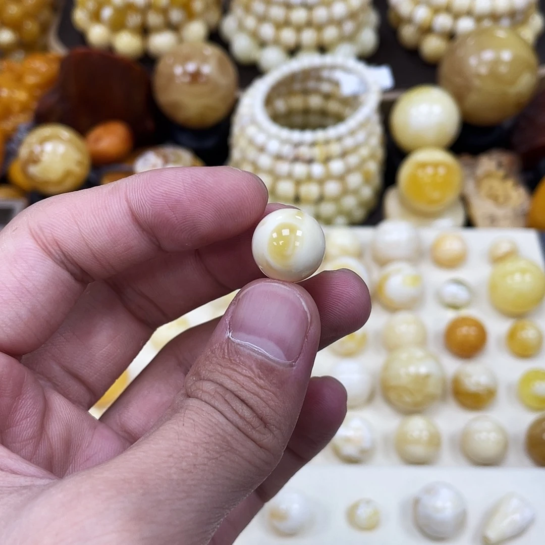 华***强蜜蜡未镶嵌珠宝奇石13.5mm【溶洞橘金瓷白】打孔不予退货