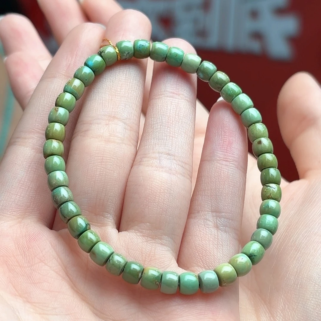 绿松石未镶嵌颈饰