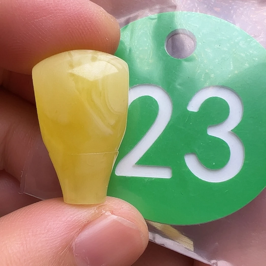 未镶嵌蜜蜡裸石13.3mm