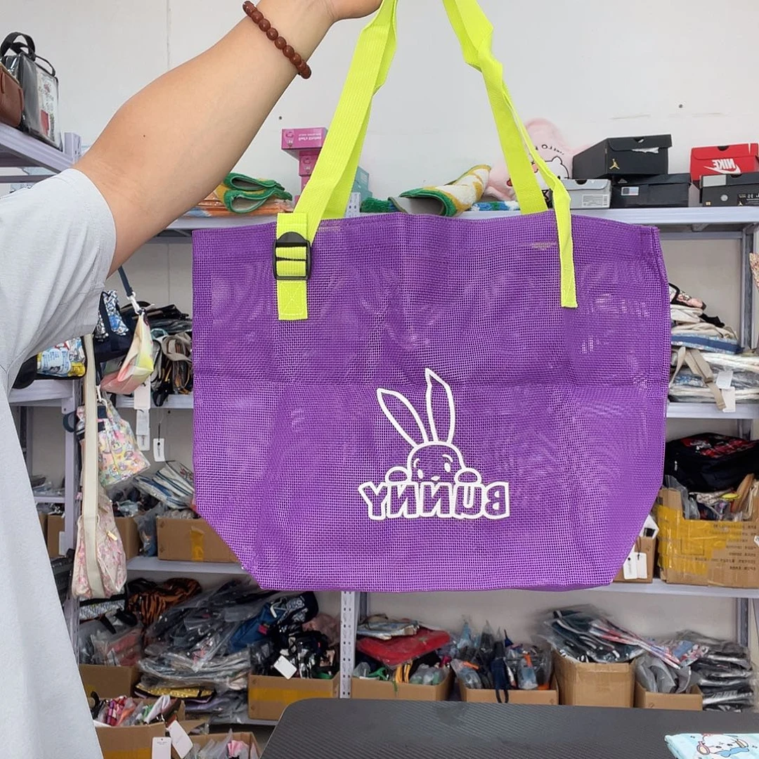 PU化妆包等产品和产品为