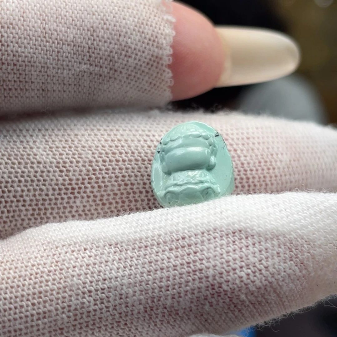 绿松石未镶嵌挂件