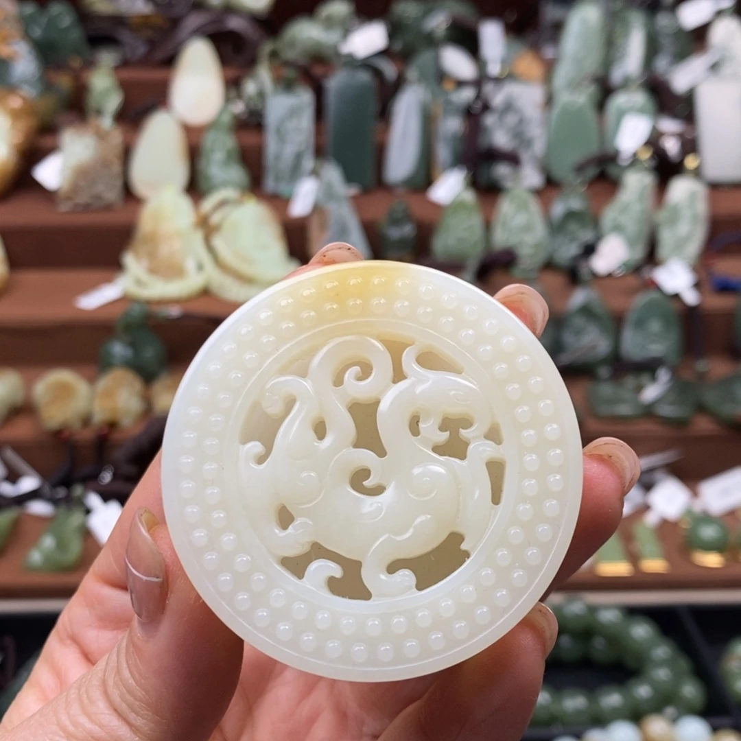 快***乓和田玉未镶嵌把件