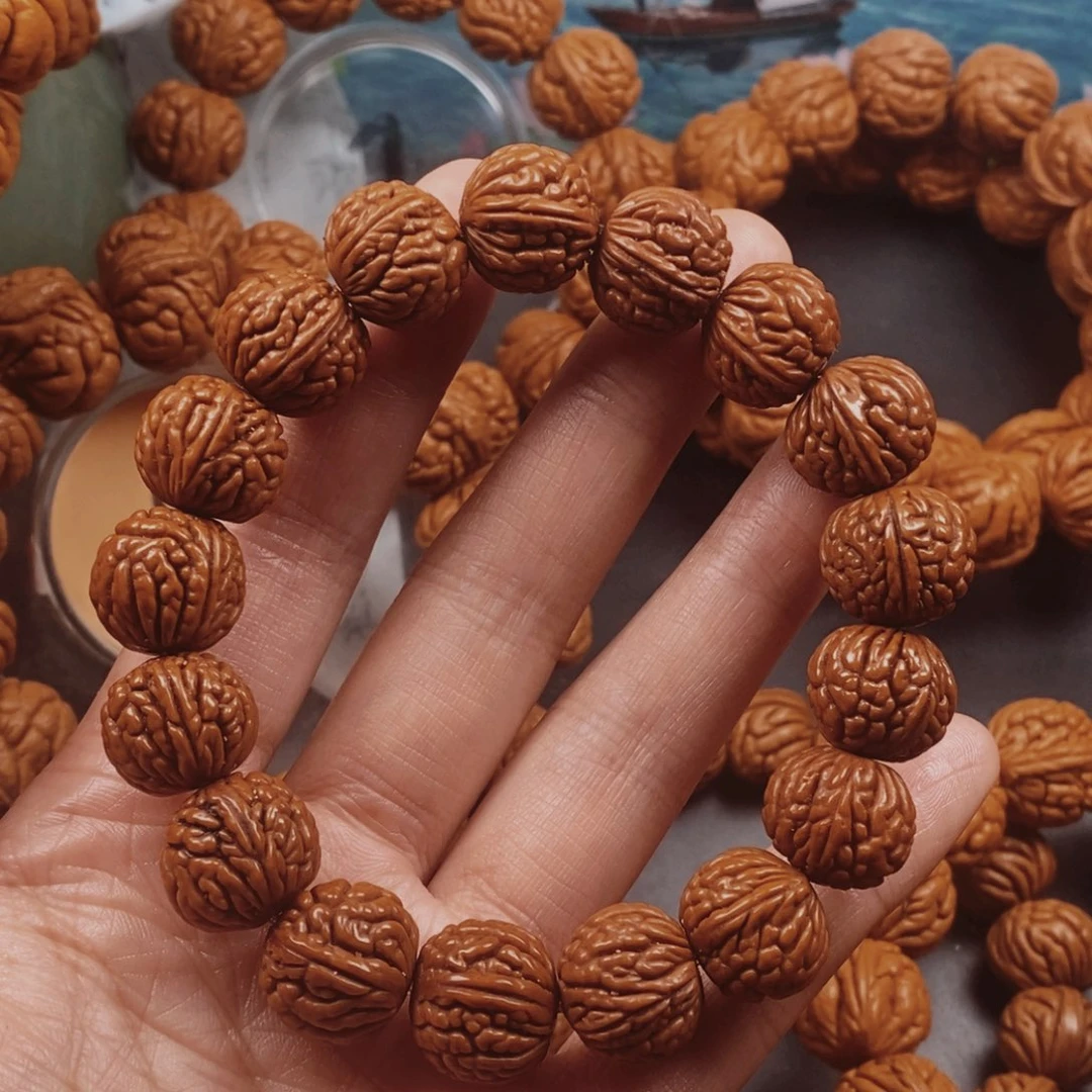 文玩核桃吊坠桃核