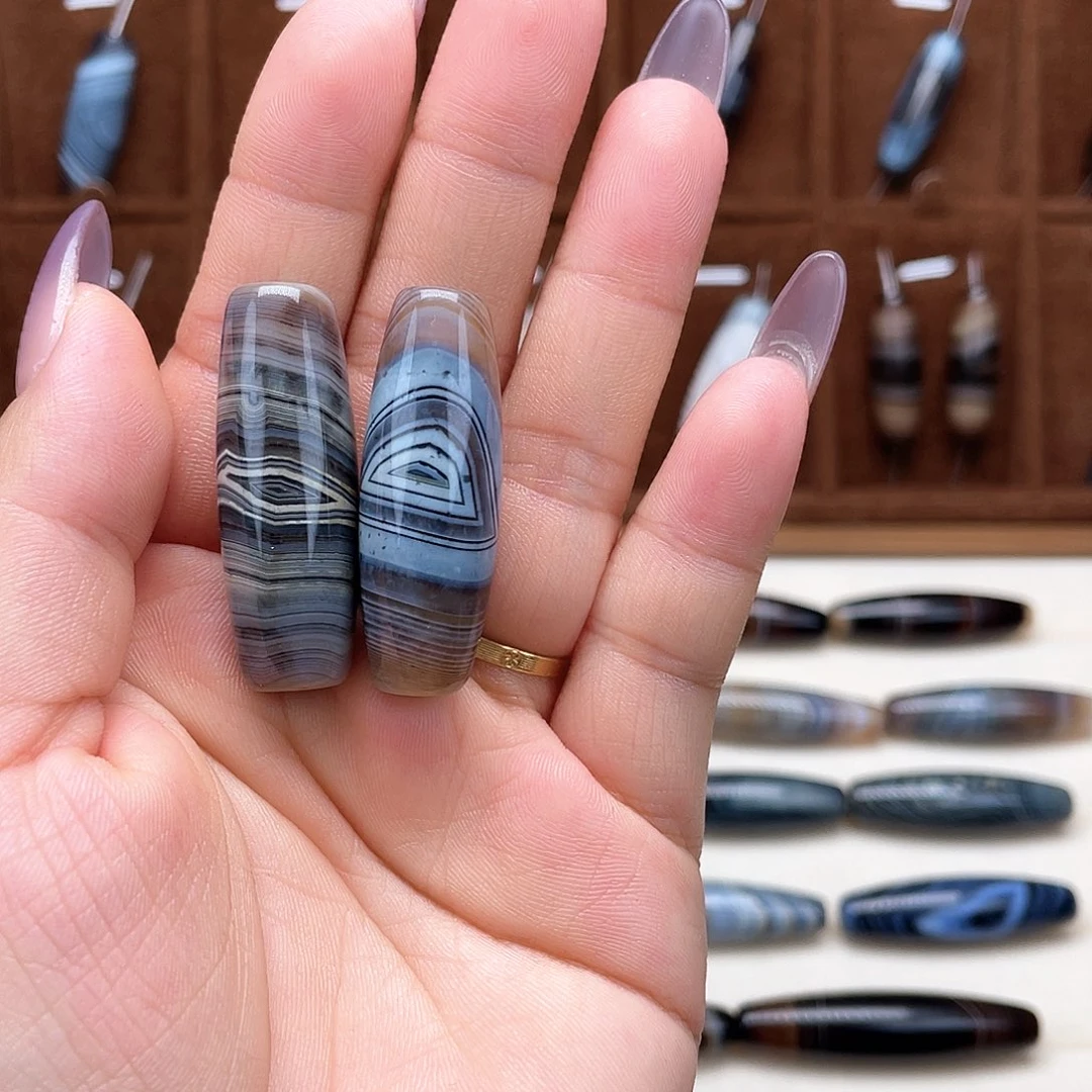 鱼***玛瑙/玉髓未镶嵌颈饰