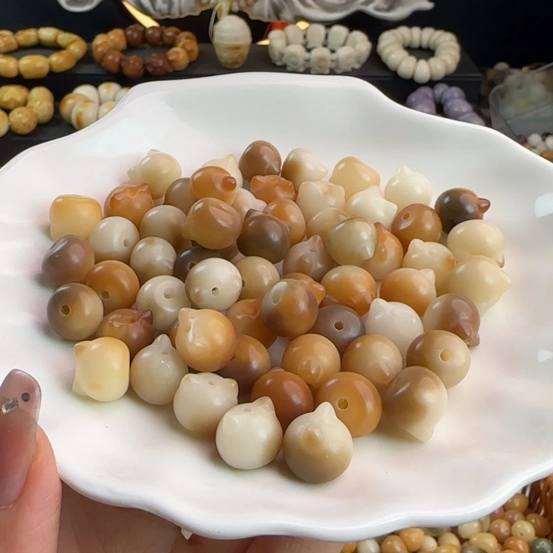 吊坠菩提根/象牙果卡12三花猫头22颗