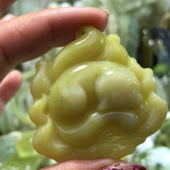 未镶嵌岫玉手镯吊坠