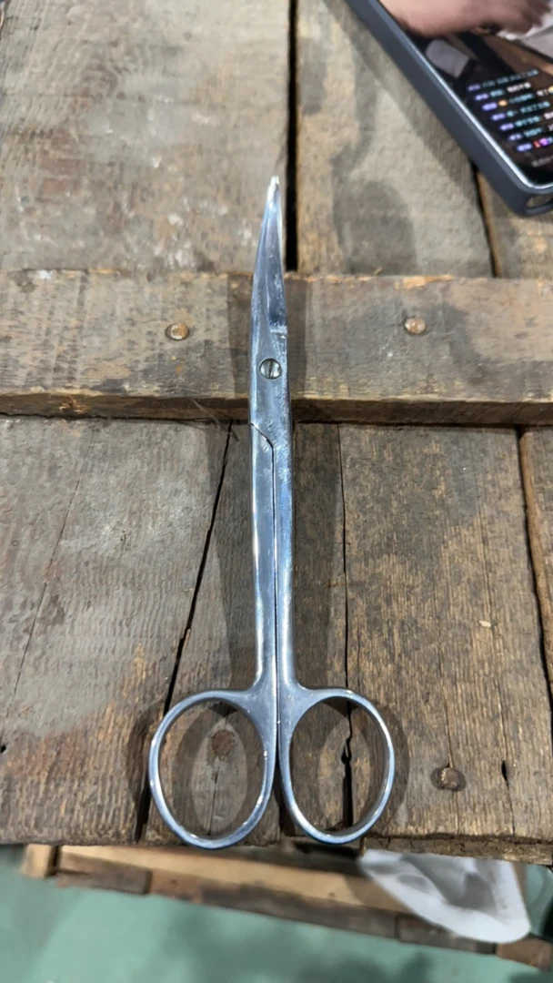 180mm弯头剪一把