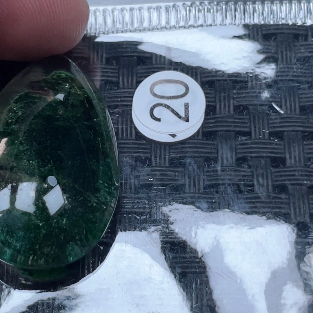 【闪购商品】未镶嵌颈饰水晶欣*