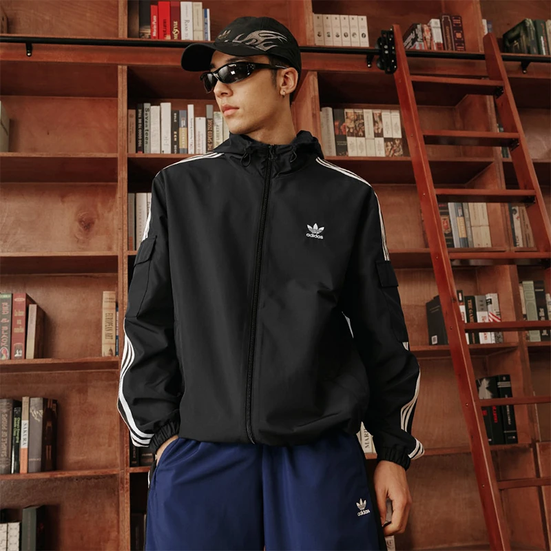 阿迪达斯VR STAG JKT U男女运动夹克外套 KB1945