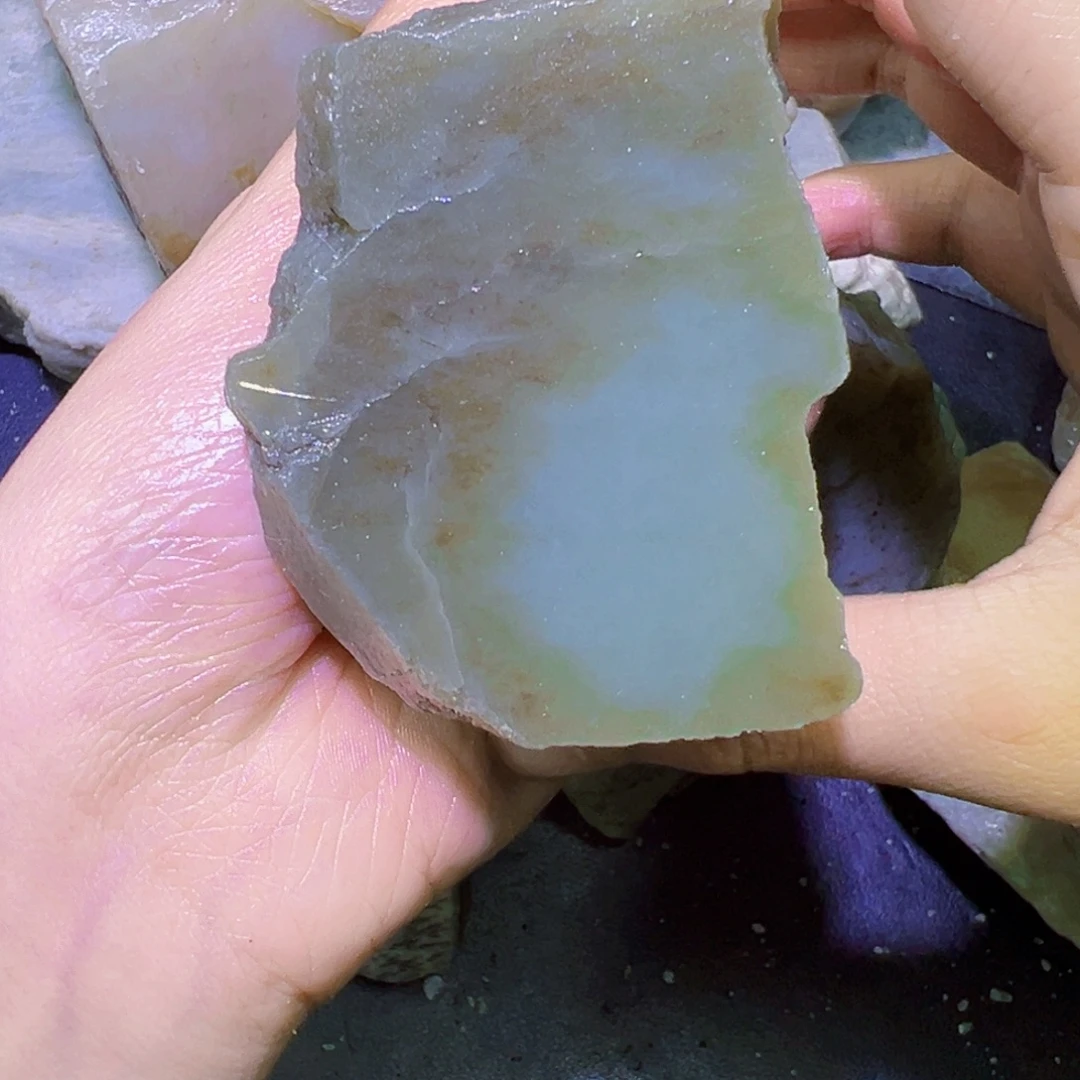 和田玉（糖玉）未镶嵌珠宝半成品